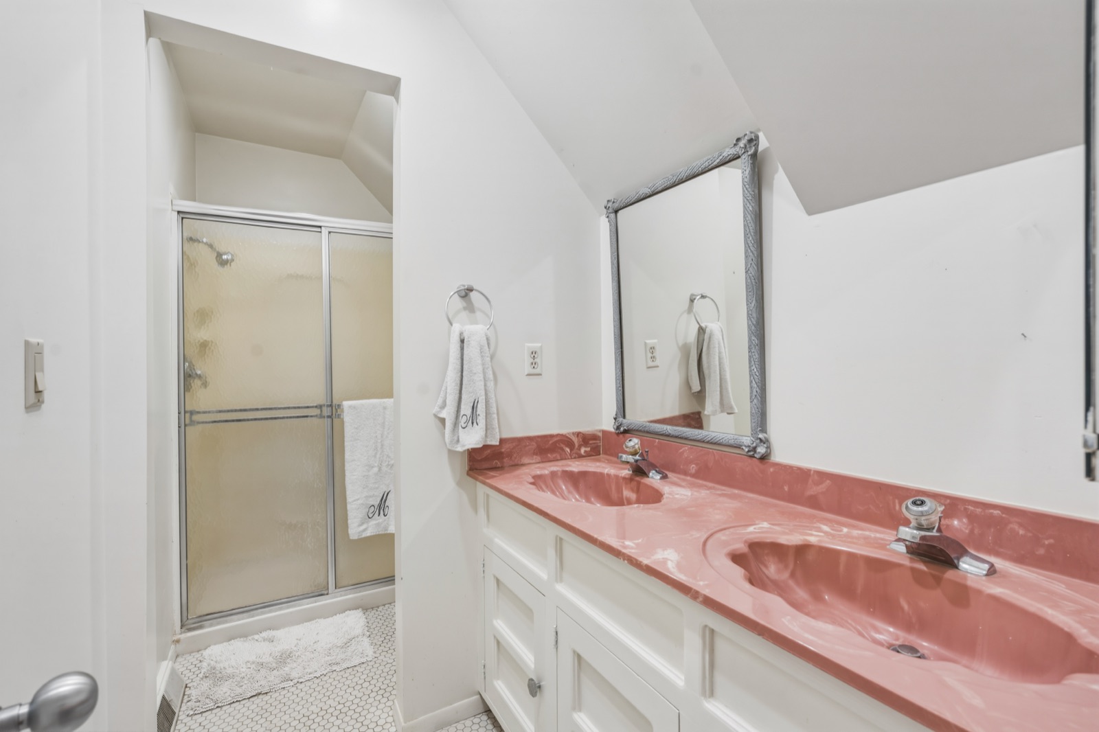415 Benton Boulevard photo