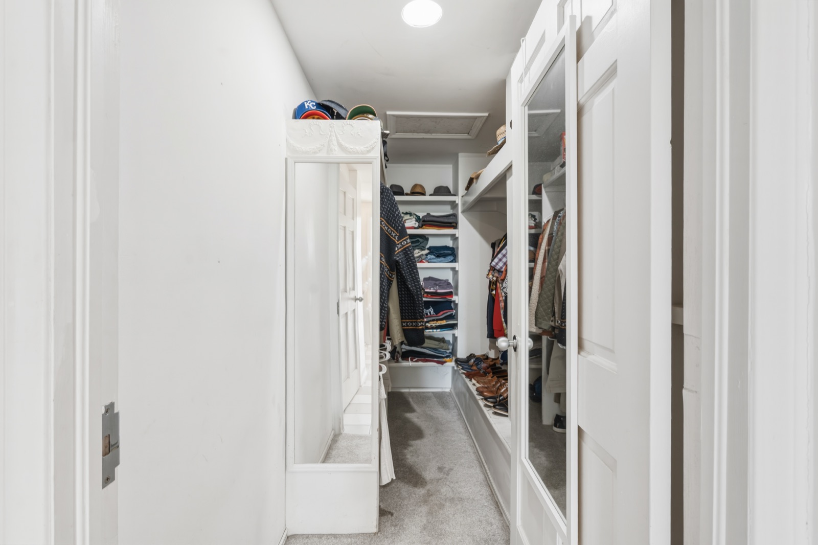 415 Benton Boulevard photo