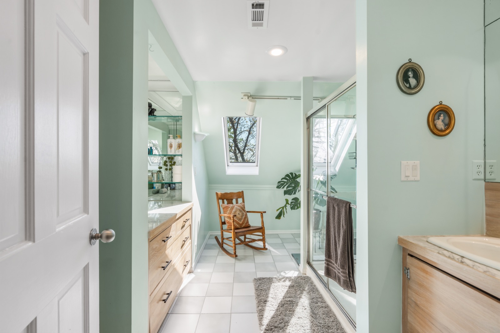 415 Benton Boulevard photo