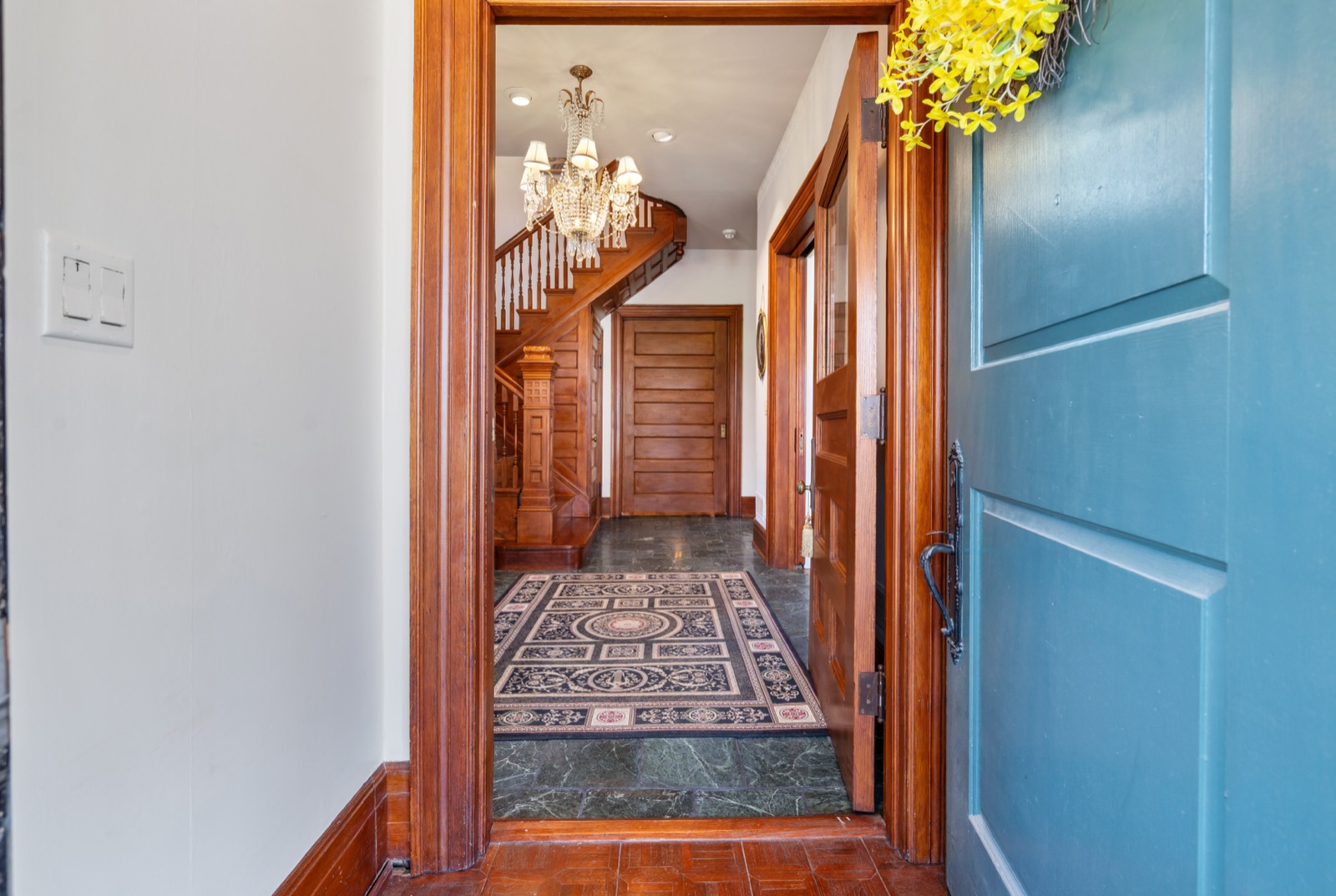 415 Benton Boulevard photo