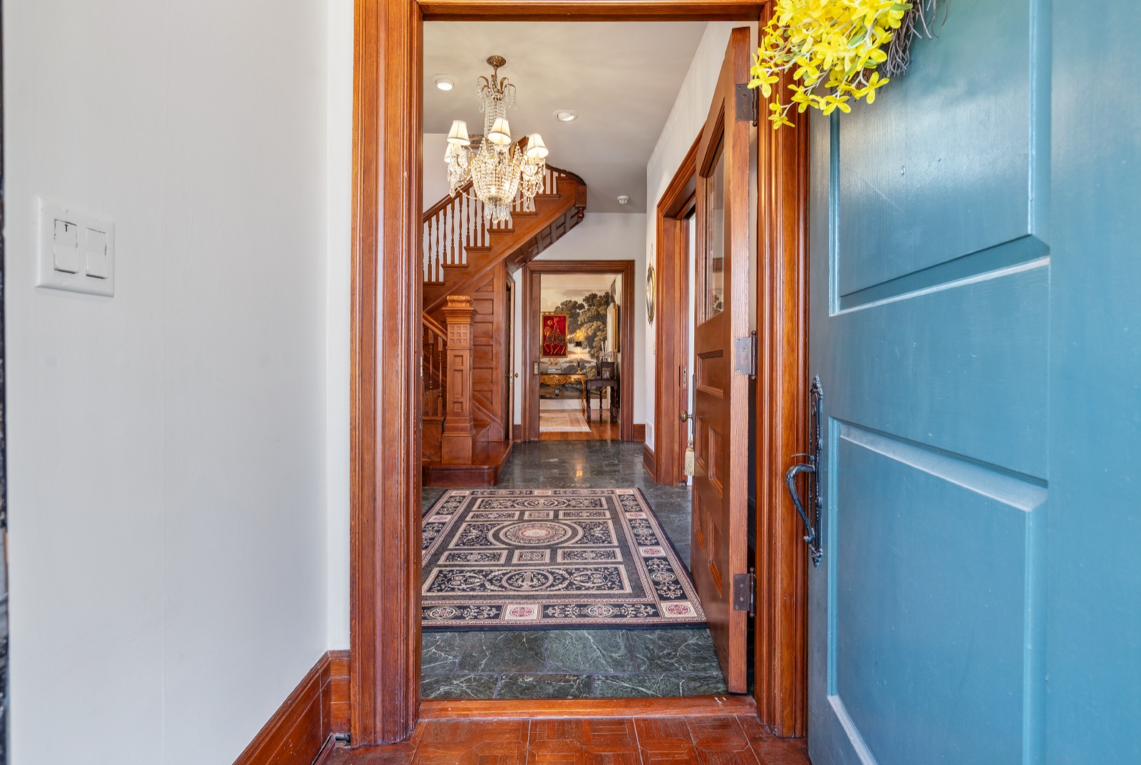 415 Benton Boulevard photo