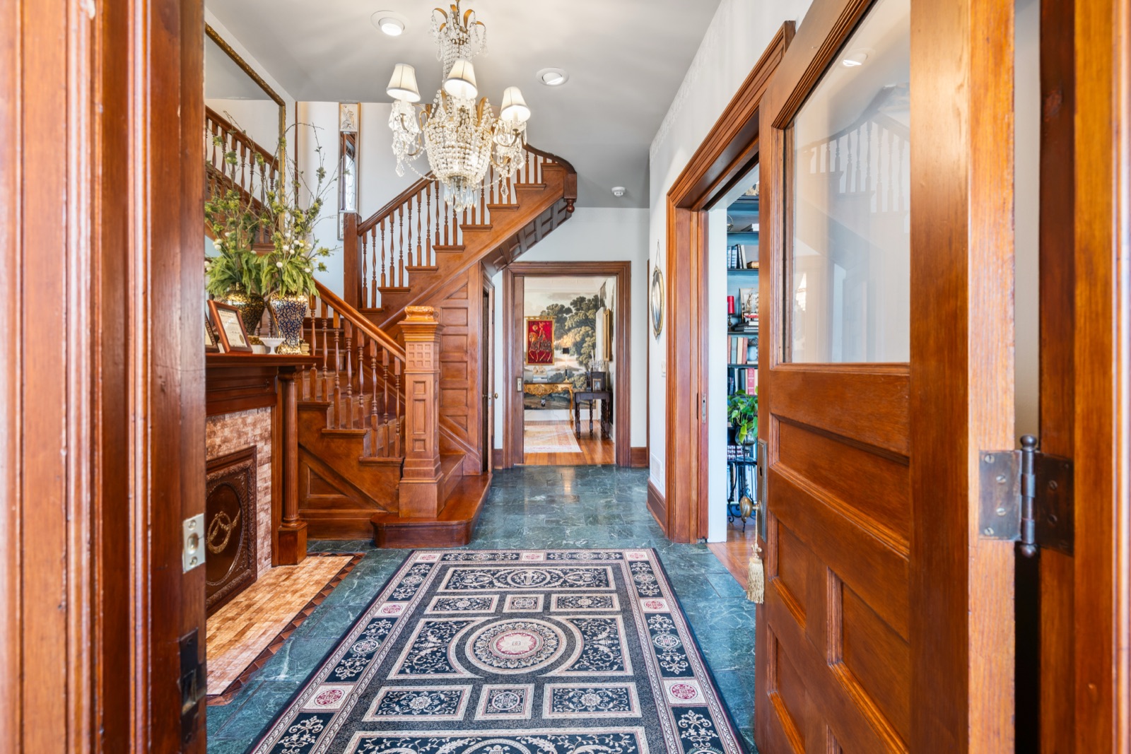 415 Benton Boulevard photo