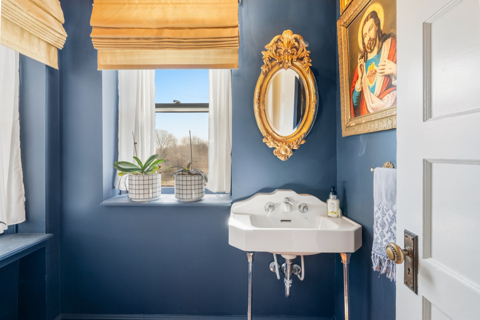 415 Benton Boulevard photo