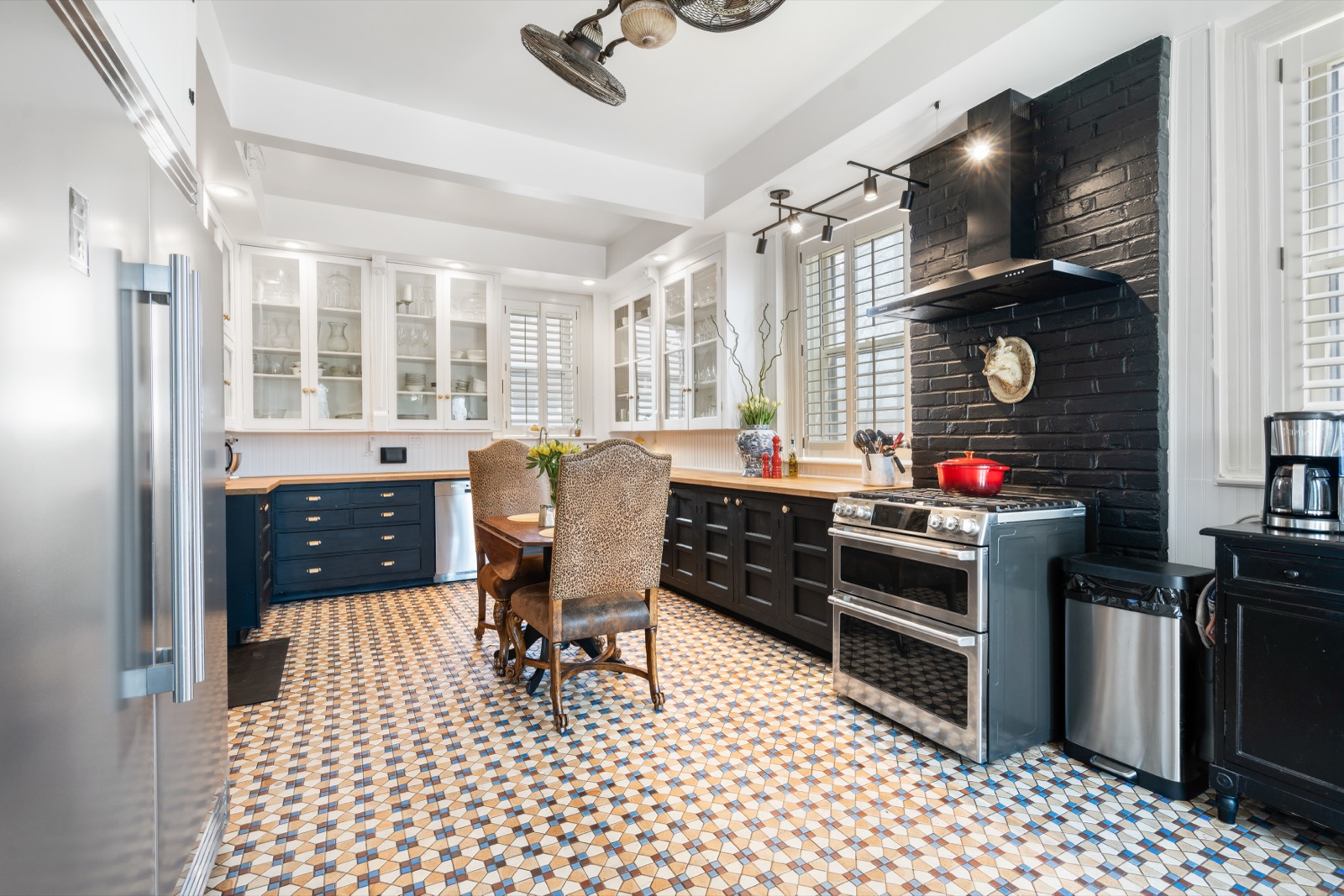 415 Benton Boulevard photo