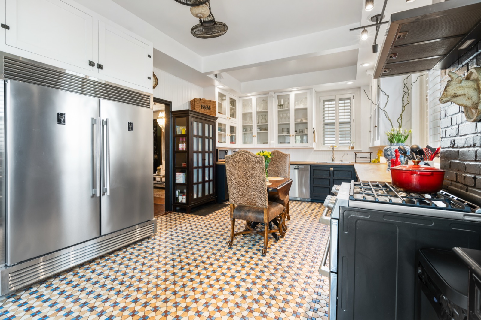 415 Benton Boulevard photo