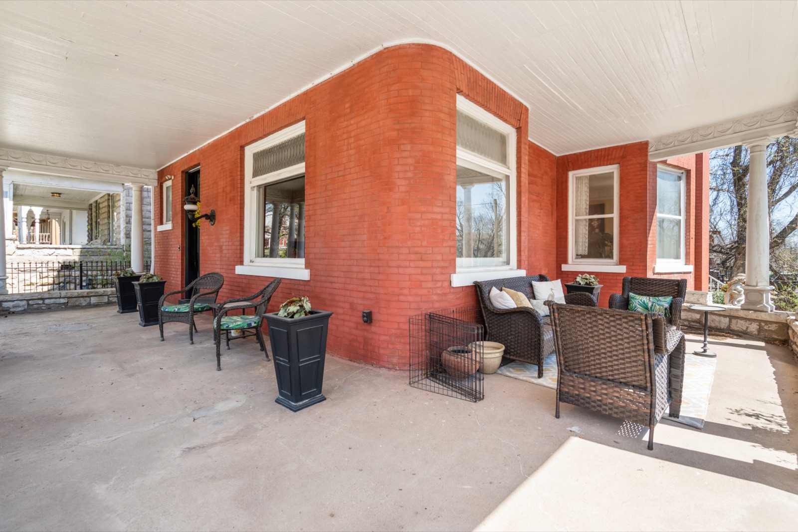 415 Benton Boulevard photo