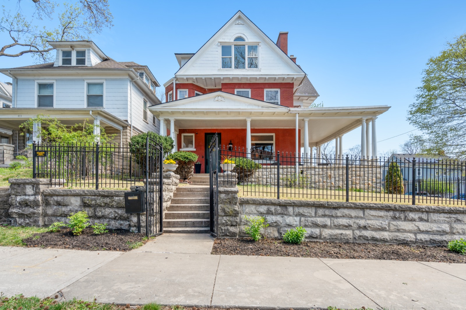 415 Benton Boulevard photo