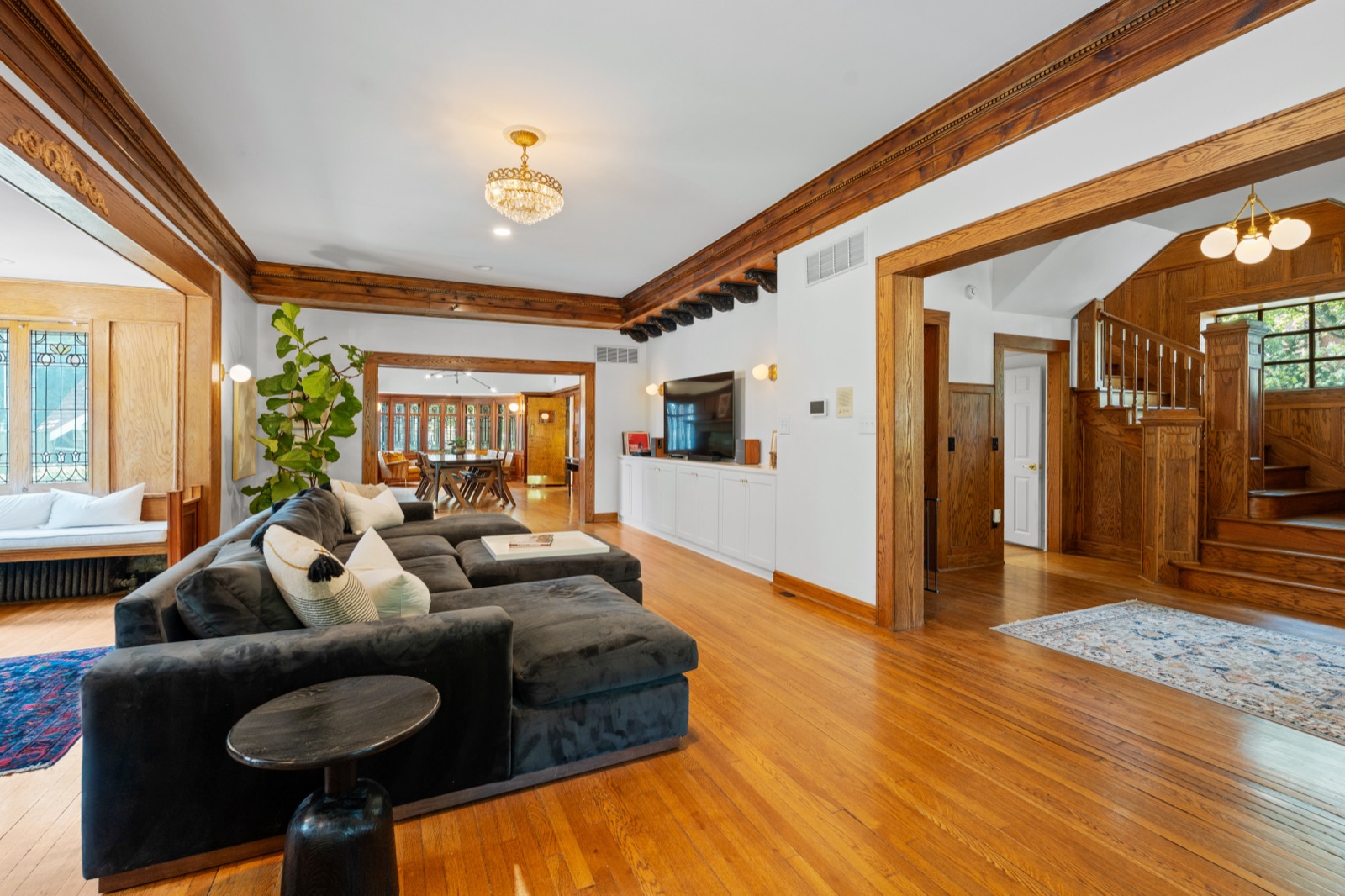 3501 Gladstone Boulevard photo