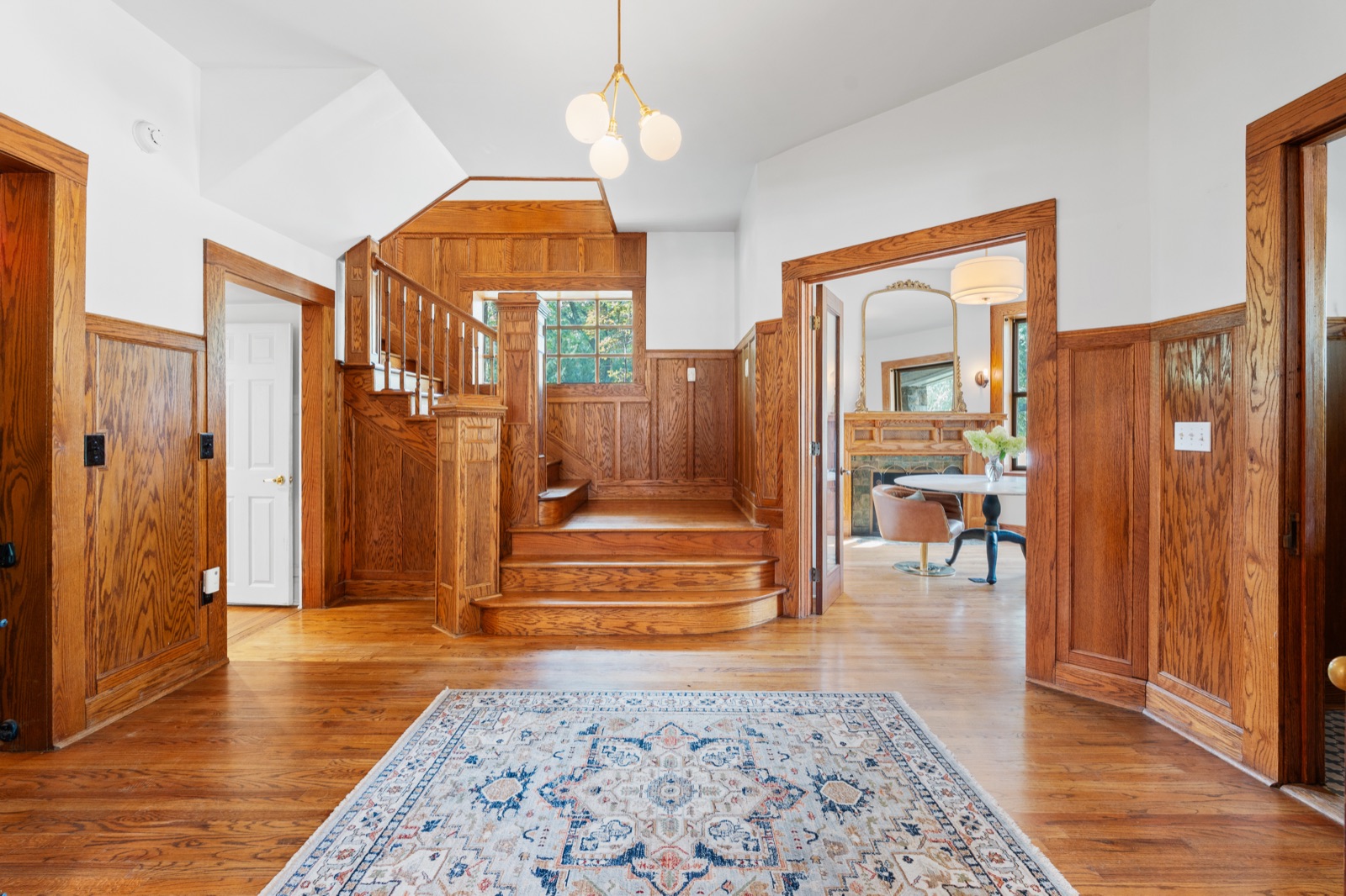 3501 Gladstone Boulevard photo