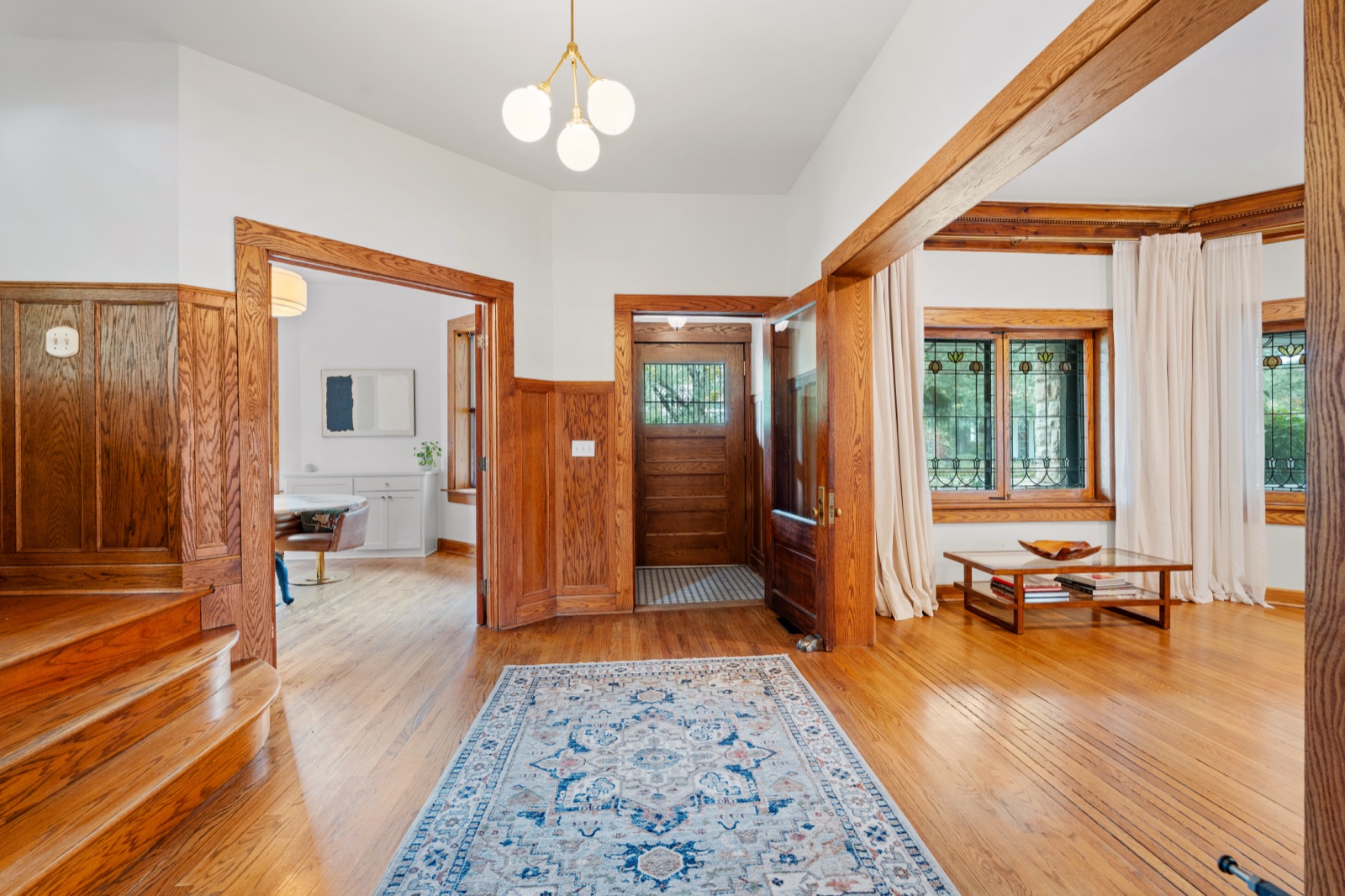 3501 Gladstone Boulevard photo