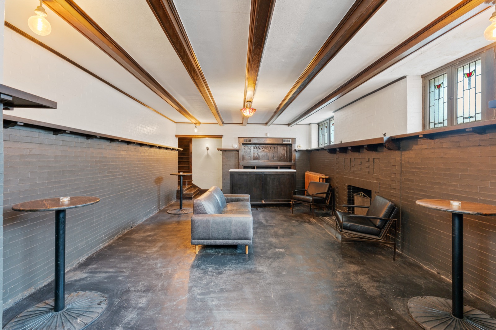 3501 Gladstone Boulevard photo