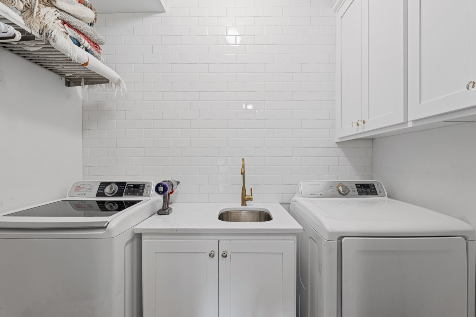 3501 Gladstone Boulevard photo