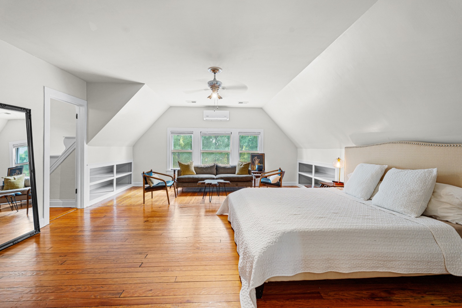 3501 Gladstone Boulevard photo