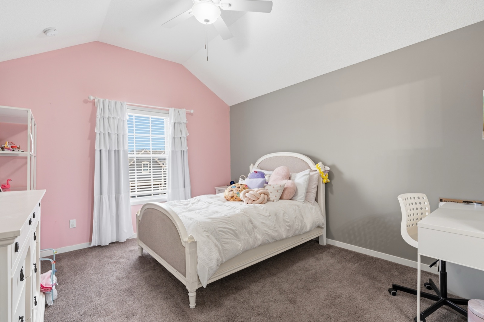 5129 Meadow Lark Dr photo
