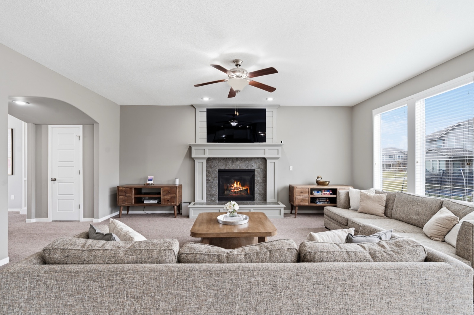 5129 Meadow Lark Dr photo