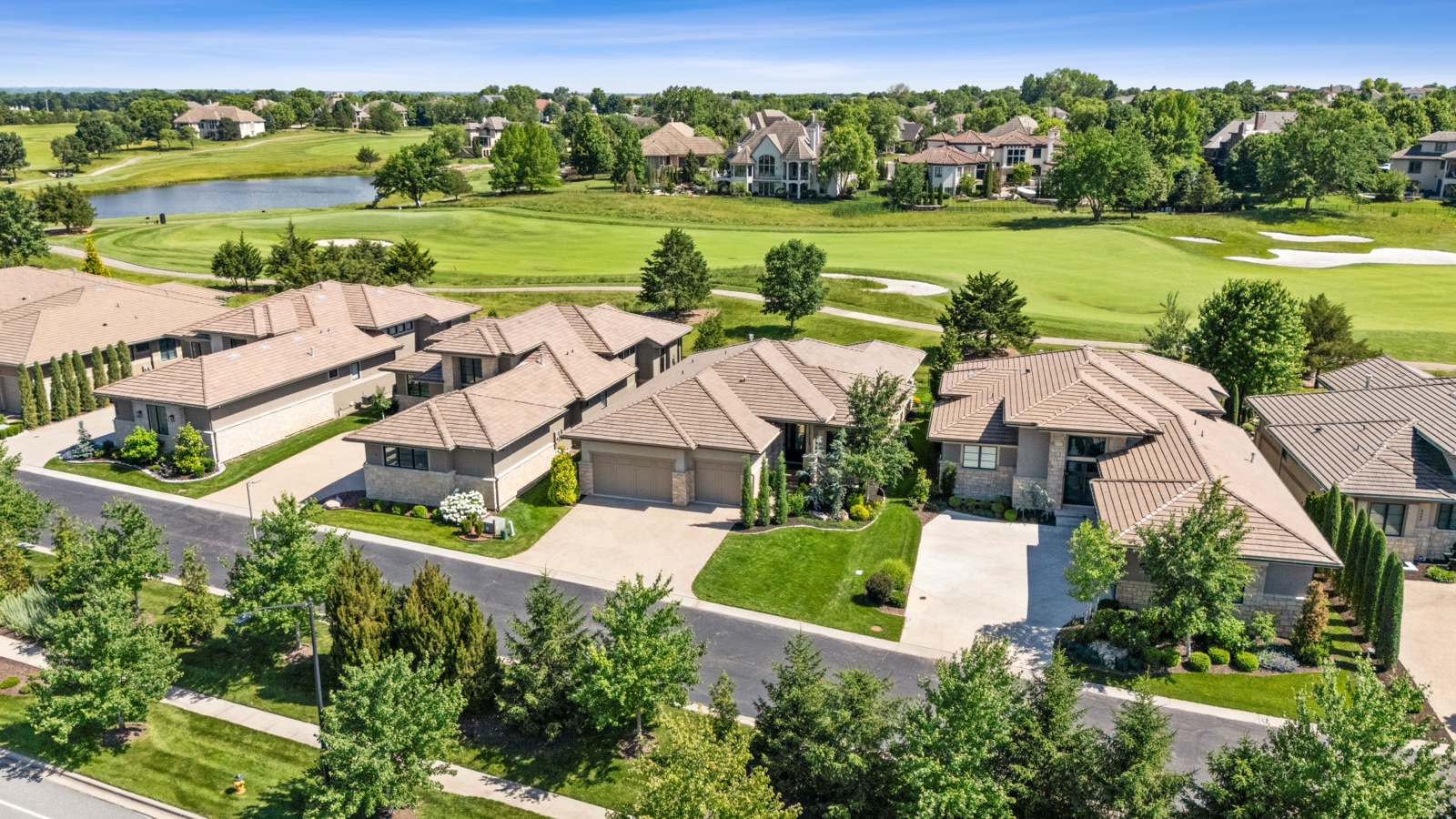 Aerial golf community photo