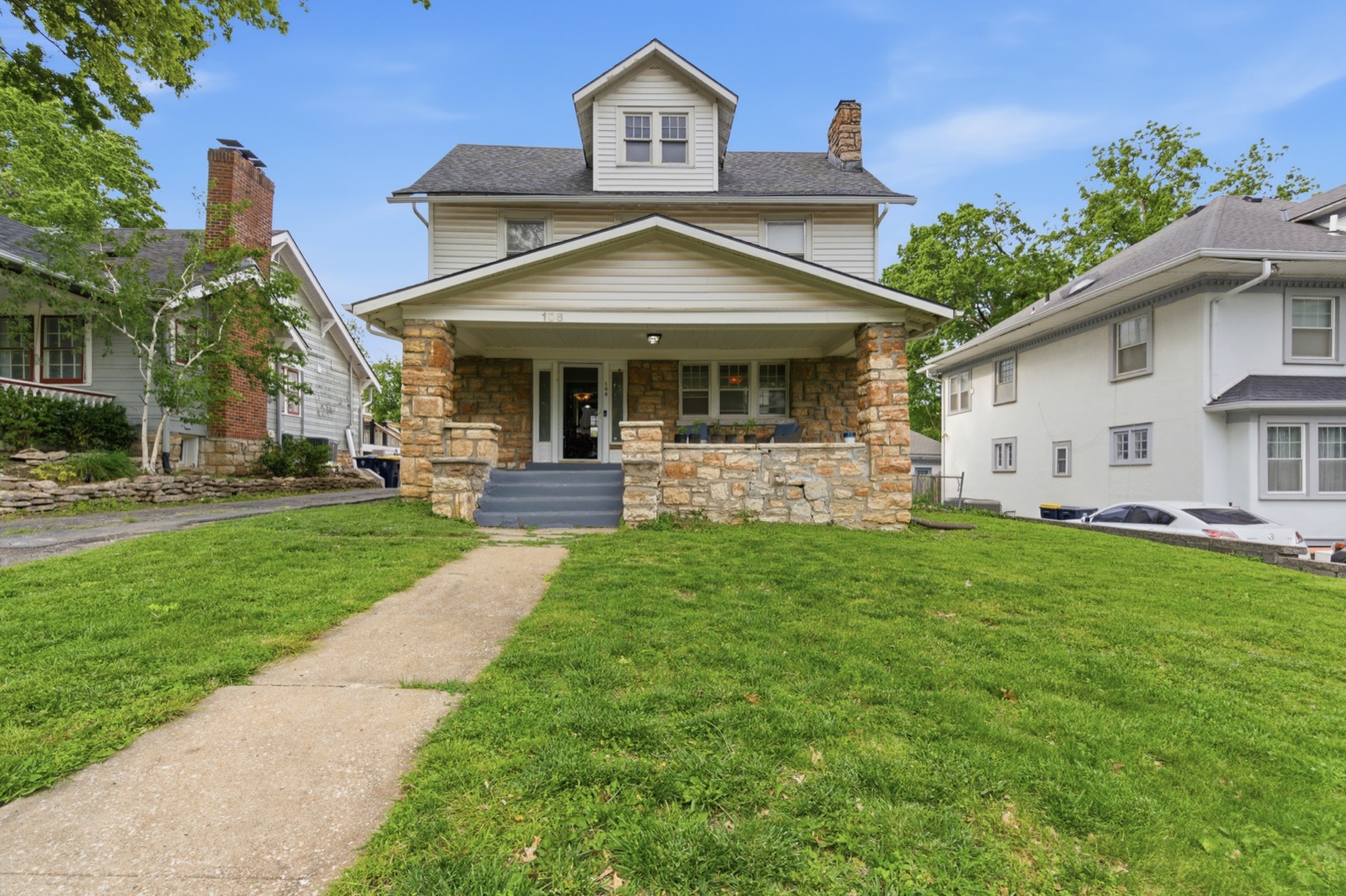 108 W 61st Terrace photo