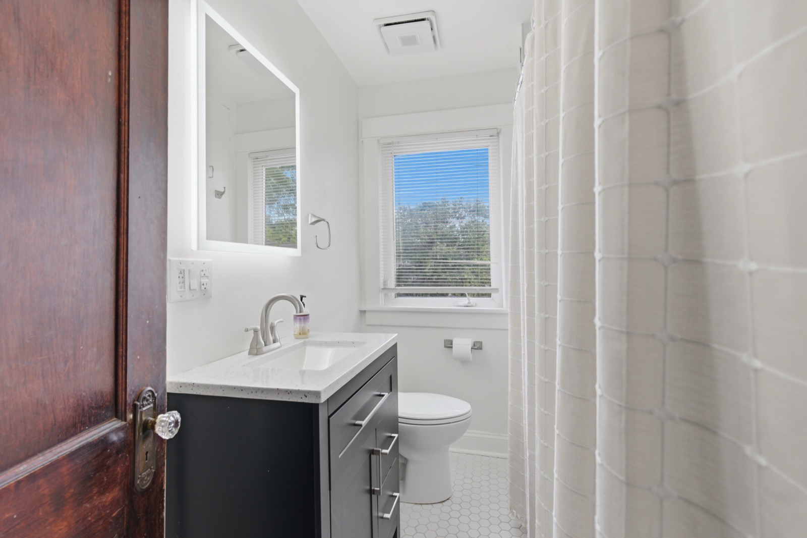 108 W 61st Terrace photo